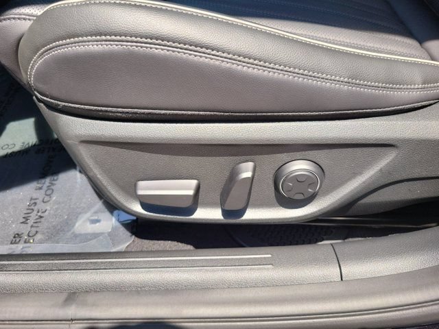 Certified 2026 Genesis G70 2.5T Prestige RWD image 15
