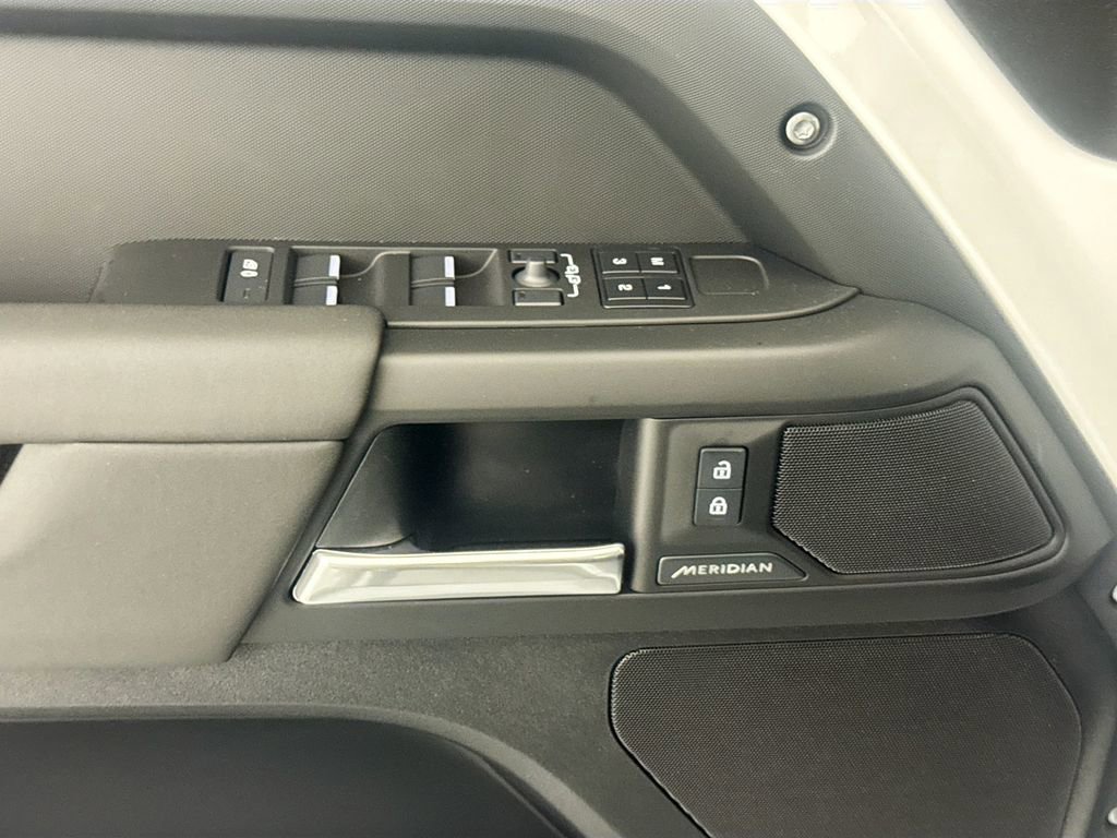 New 2026 Land Rover Defender 110 S AWD/4WD image 17