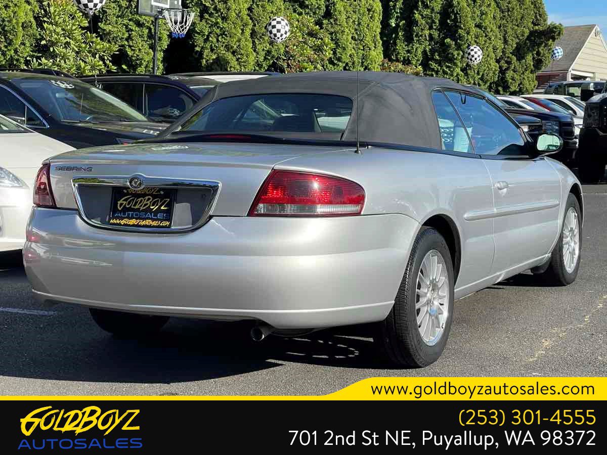 Used 2005 Chrysler Sebring Convertible FWD image 4
