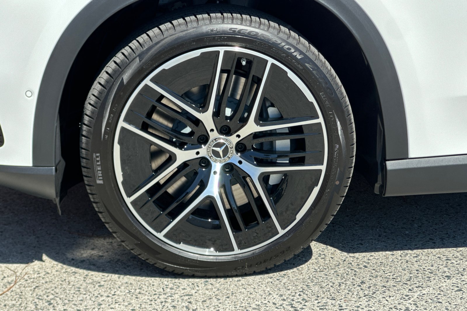 New 2027 Mercedes-Benz EQE 320 4MATIC SUV image 26