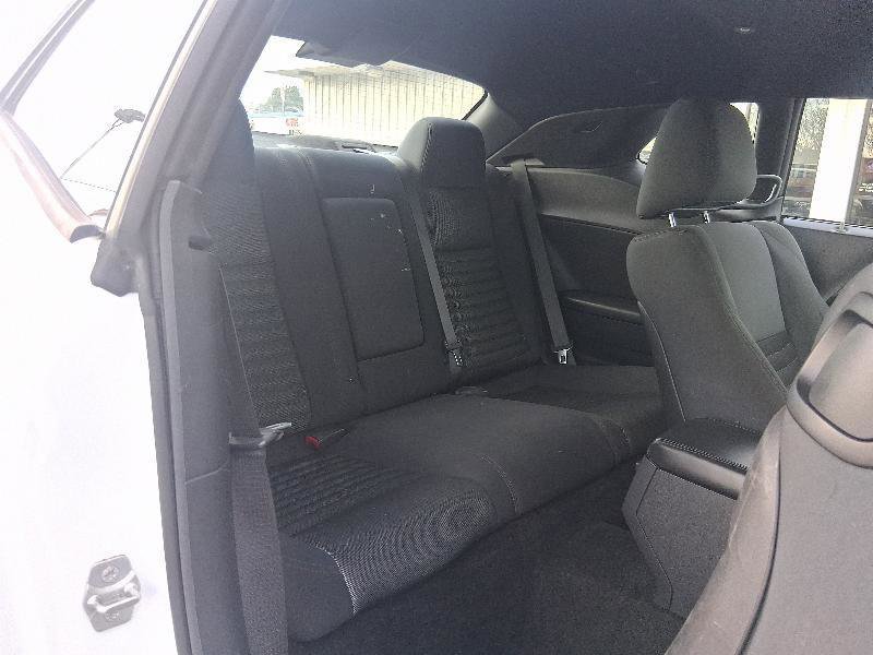 Used 2014 Dodge Challenger SXT RWD image 18