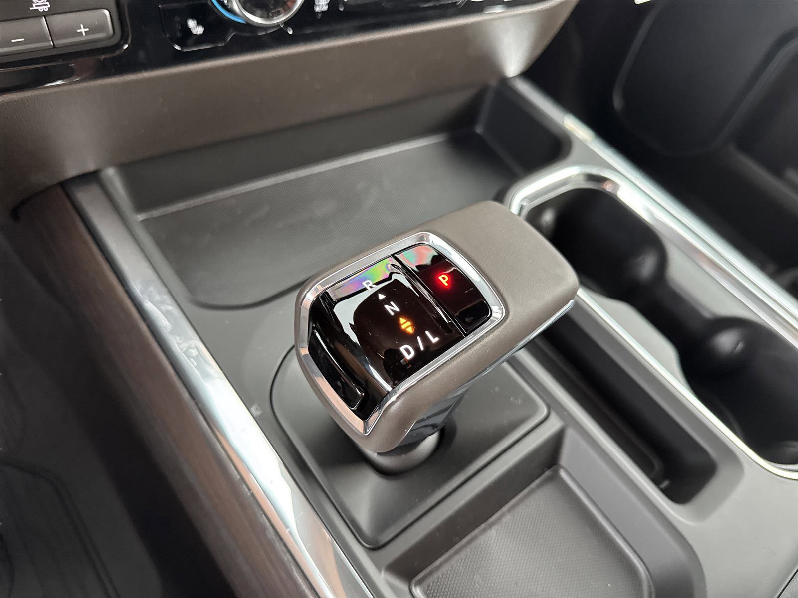 New 2026 GMC Sierra 1500 SLT w/ SLT Premium Plus Package image 12