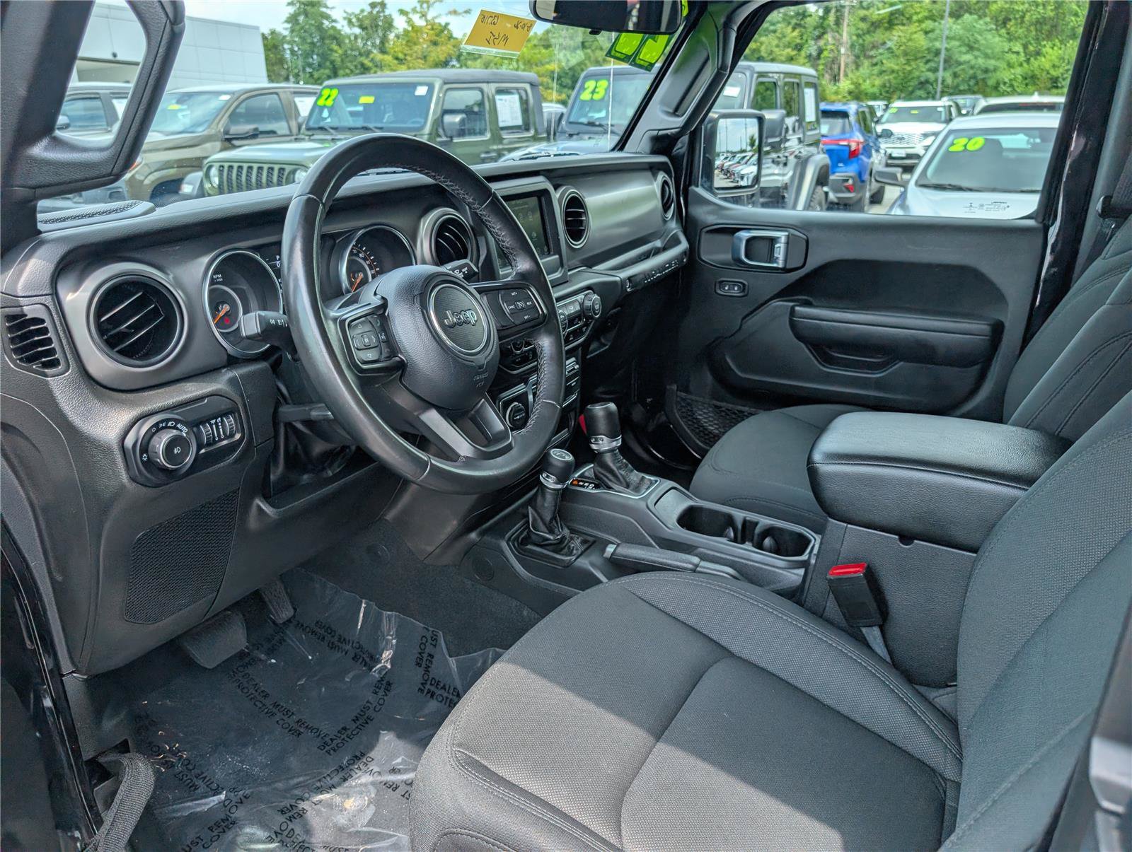 Used 2022 Jeep Wrangler Sport AWD/4WD image 13