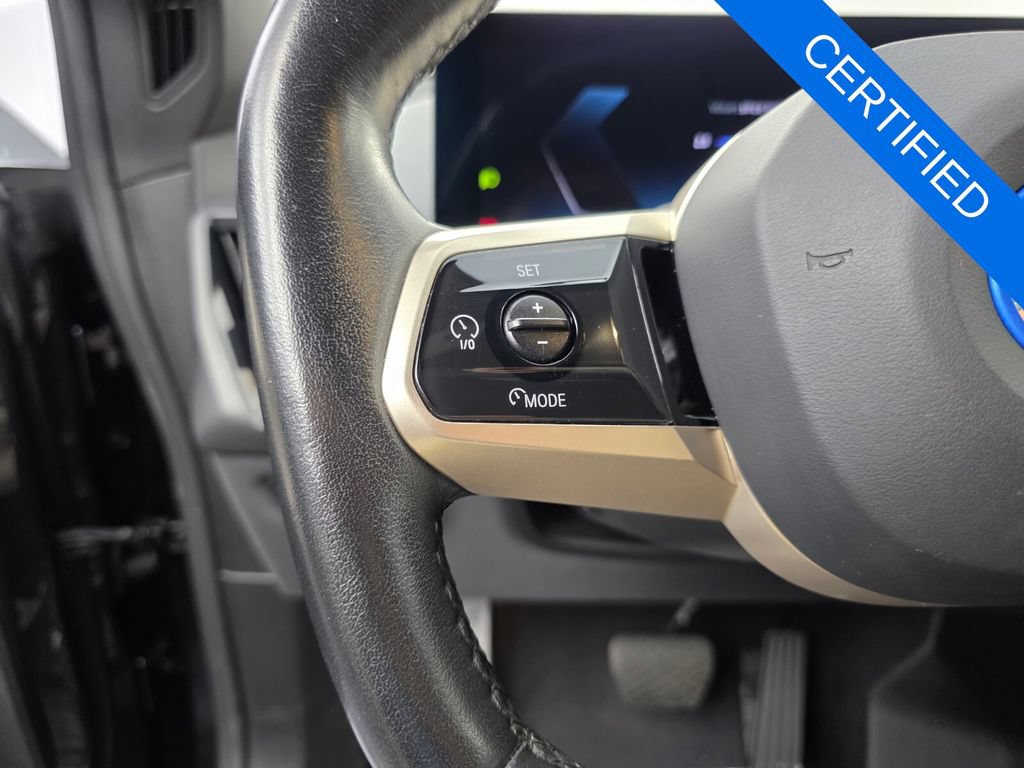 Used 2024 BMW iX xDrive50 w/ Sport Package AWD/4WD image 19