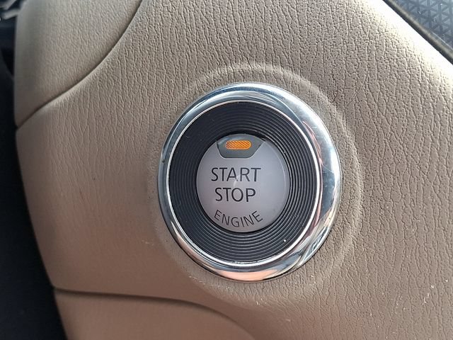 Used 2019 Nissan Pathfinder SL AWD/4WD image 24