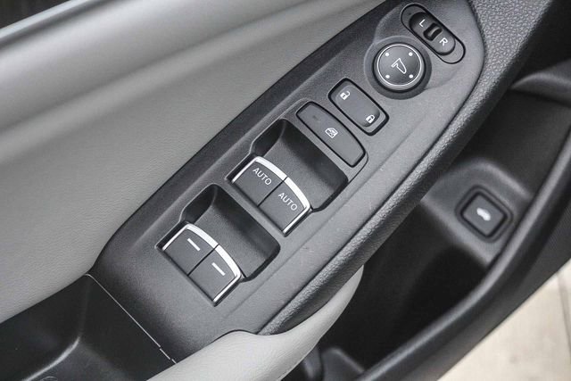 Used 2018 Honda Accord EX-L image 26