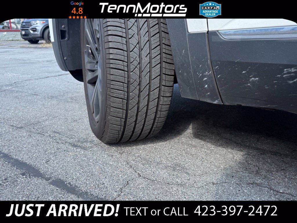 Used 2022 Volkswagen Atlas Cross Sport SEL AWD/4WD image 9