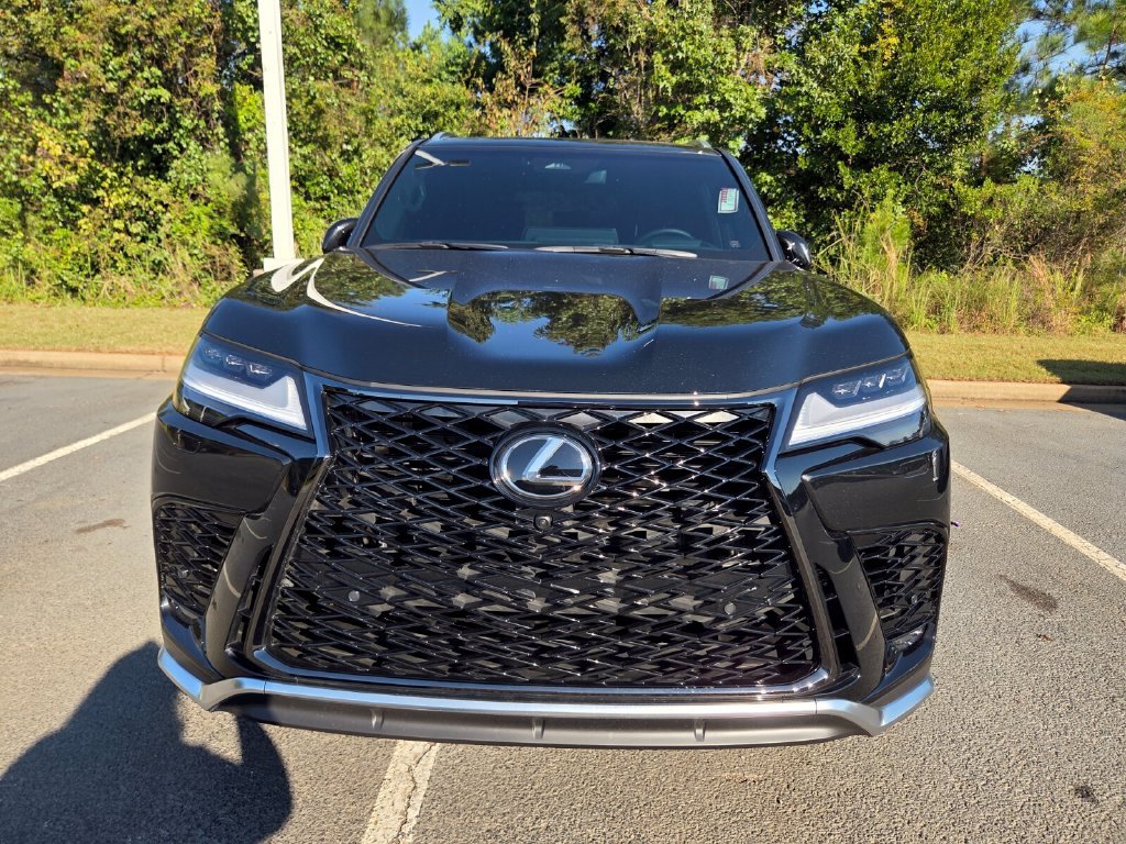 Used 2026 Lexus LX 700h F Sport AWD/4WD image 2