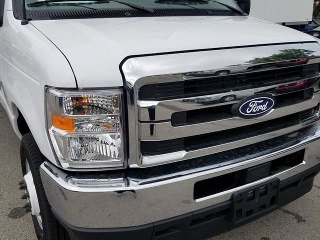 New 2026 Ford E-450 and Econoline 450 Super Duty w/ Power Equipment Group image 10