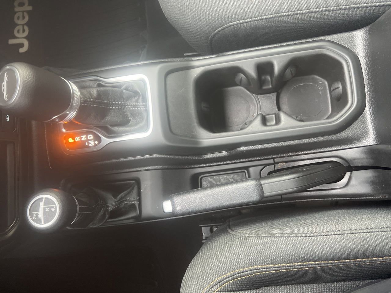 Used 2025 Jeep Gladiator Nighthawk image 30