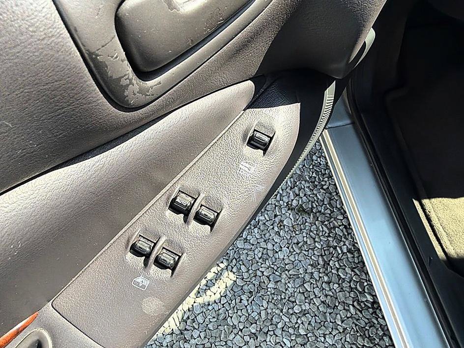 Used 2000 Chrysler Sebring JXI FWD image 11