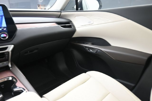 Used 2023 Lexus RX 350 FWD w/ Cold Area Package image 26
