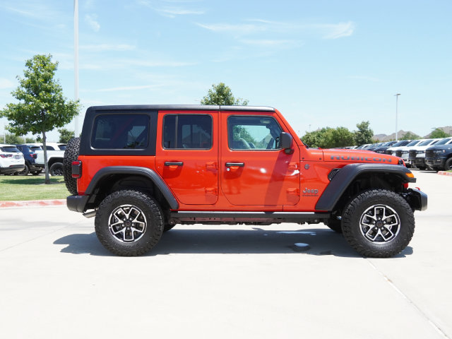 Used 2026 Jeep Wrangler Unlimited Rubicon AWD/4WD image 11