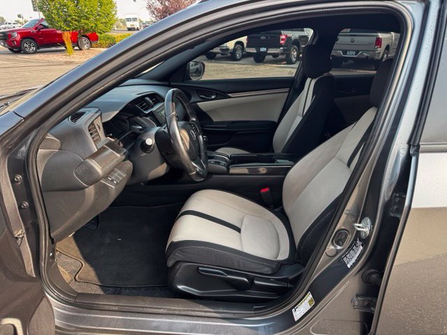 Used 2018 Honda Civic Sport image 14