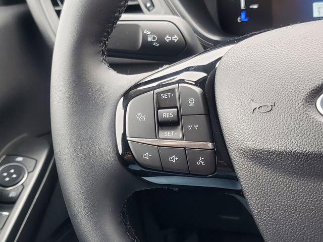 Used 2025 Ford Escape SE image 17