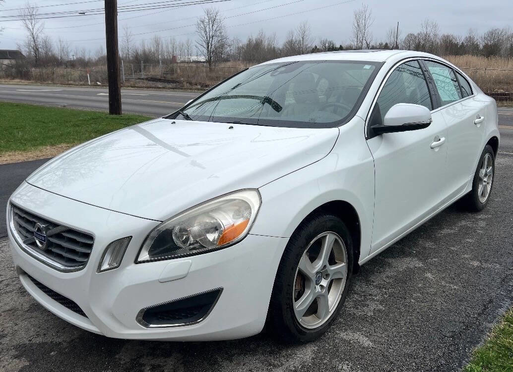 Used 2013 Volvo S60 T5 image 3