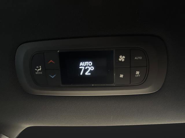 New 2026 Chrysler Pacifica Select image 34