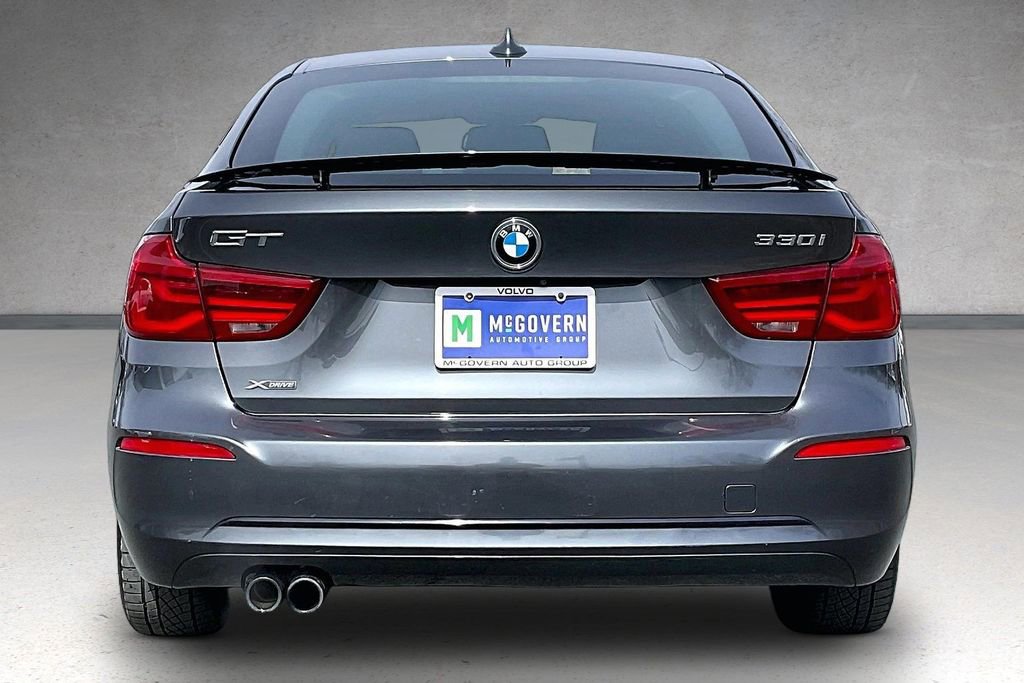 Used 2018 BMW 330i Gran Turismo xDrive image 5