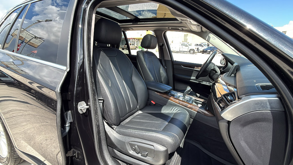 Used 2015 BMW X5 xDrive35i AWD/4WD image 42