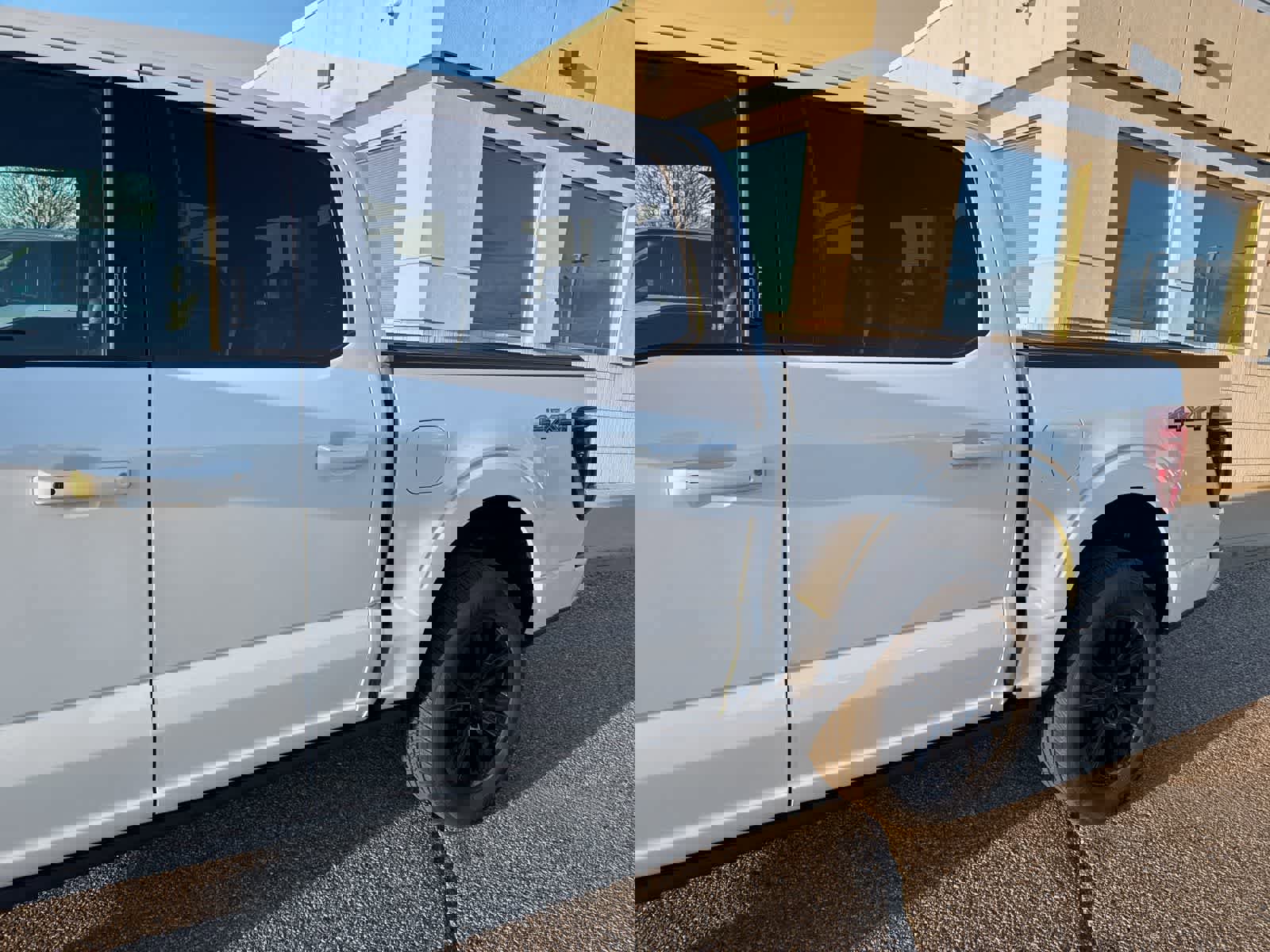 New 2026 Ford F150 Platinum w/ Equipment Group 702A High image 24