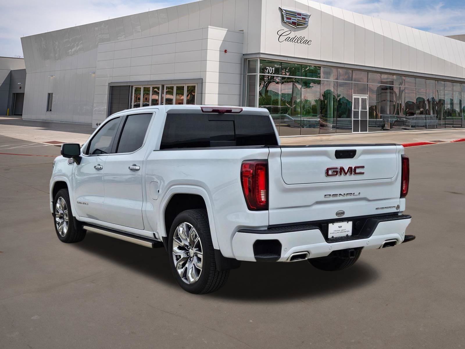 Used 2026 GMC Sierra 1500 Denali AWD/4WD image 4