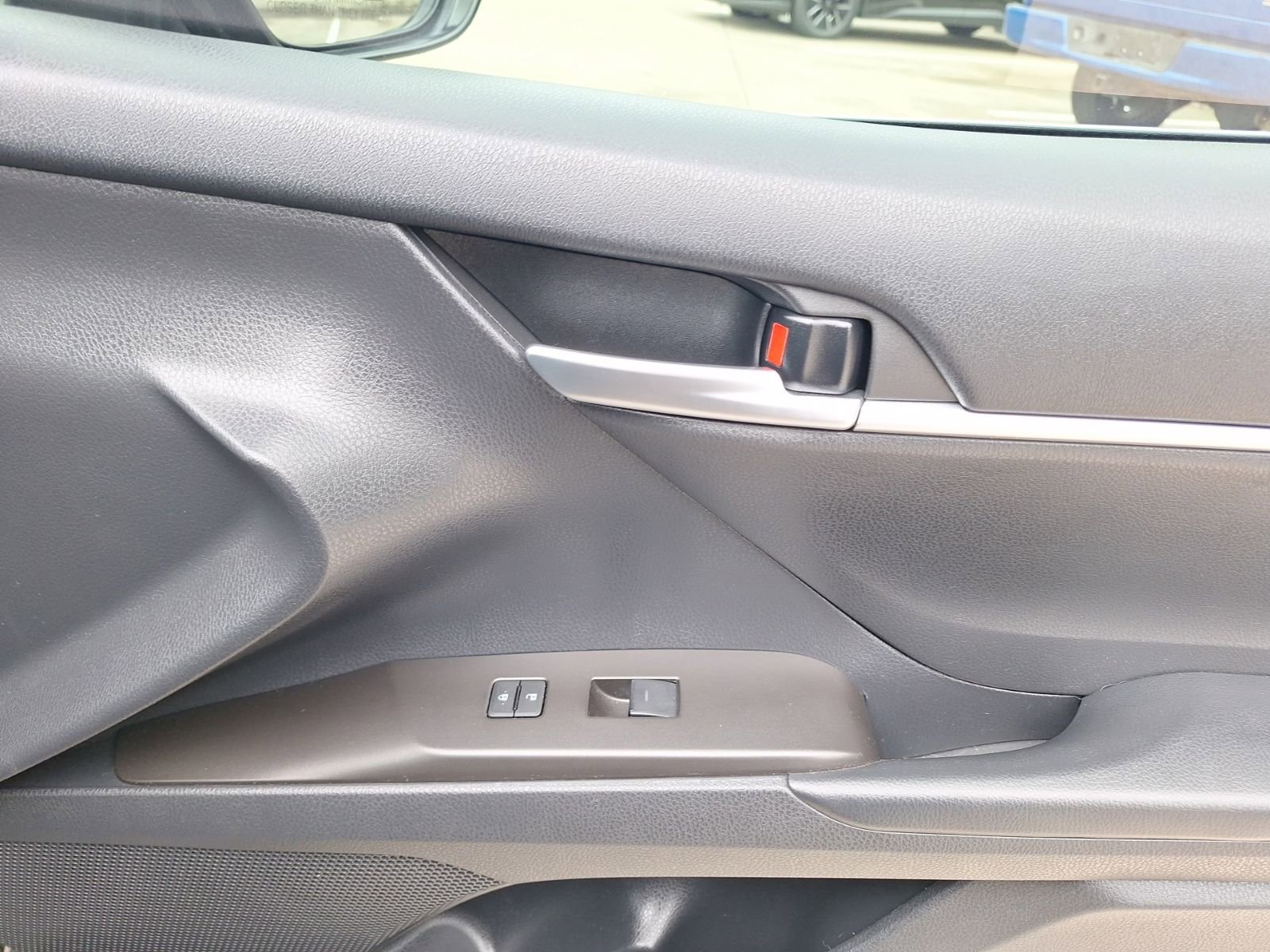 Used 2023 Toyota Camry SE w/ Convenience Package FWD image 33