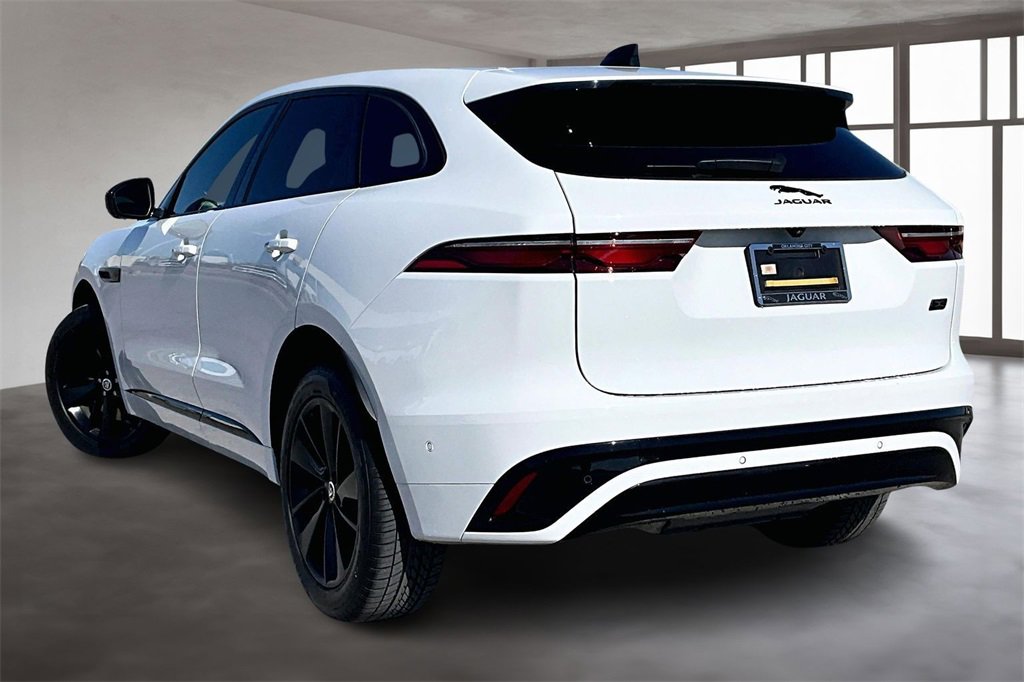 Used 2026 Jaguar F-PACE R-Dynamic S image 12