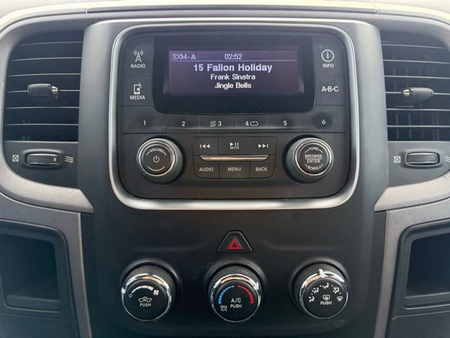 Used 2014 RAM 2500 Tradesman w/ Chrome Appearance Group image 22