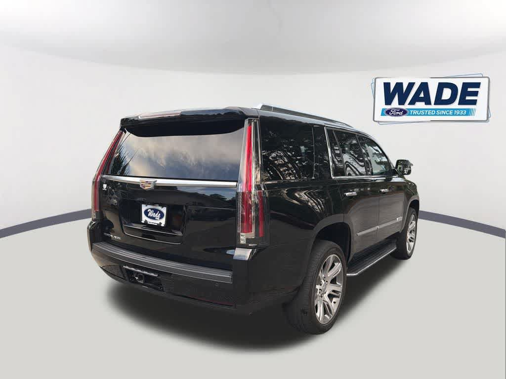 Used 2020 Cadillac Escalade Luxury AWD/4WD image 5
