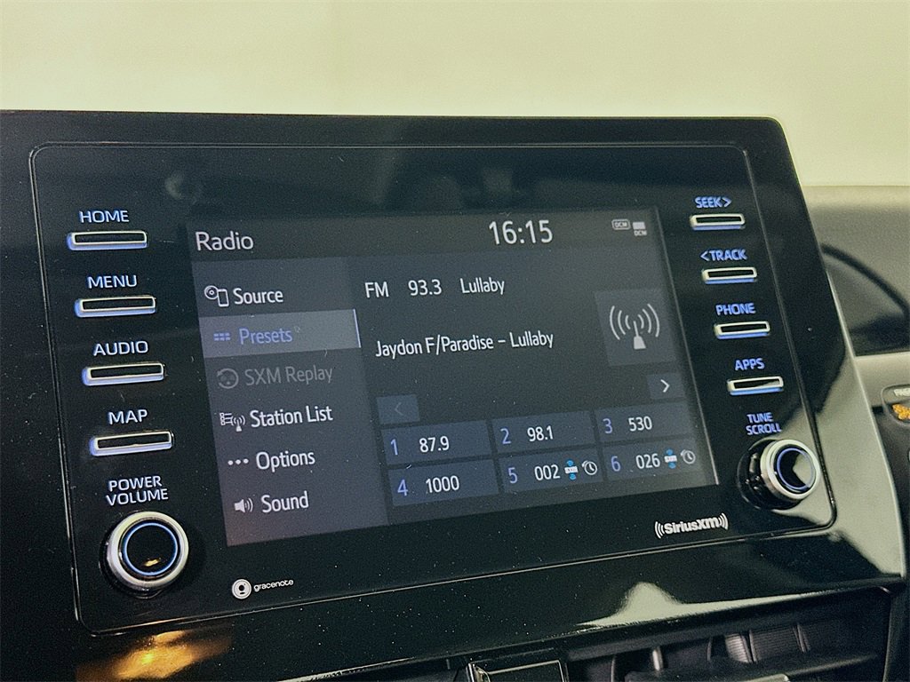 Used 2021 Toyota Camry SE image 28