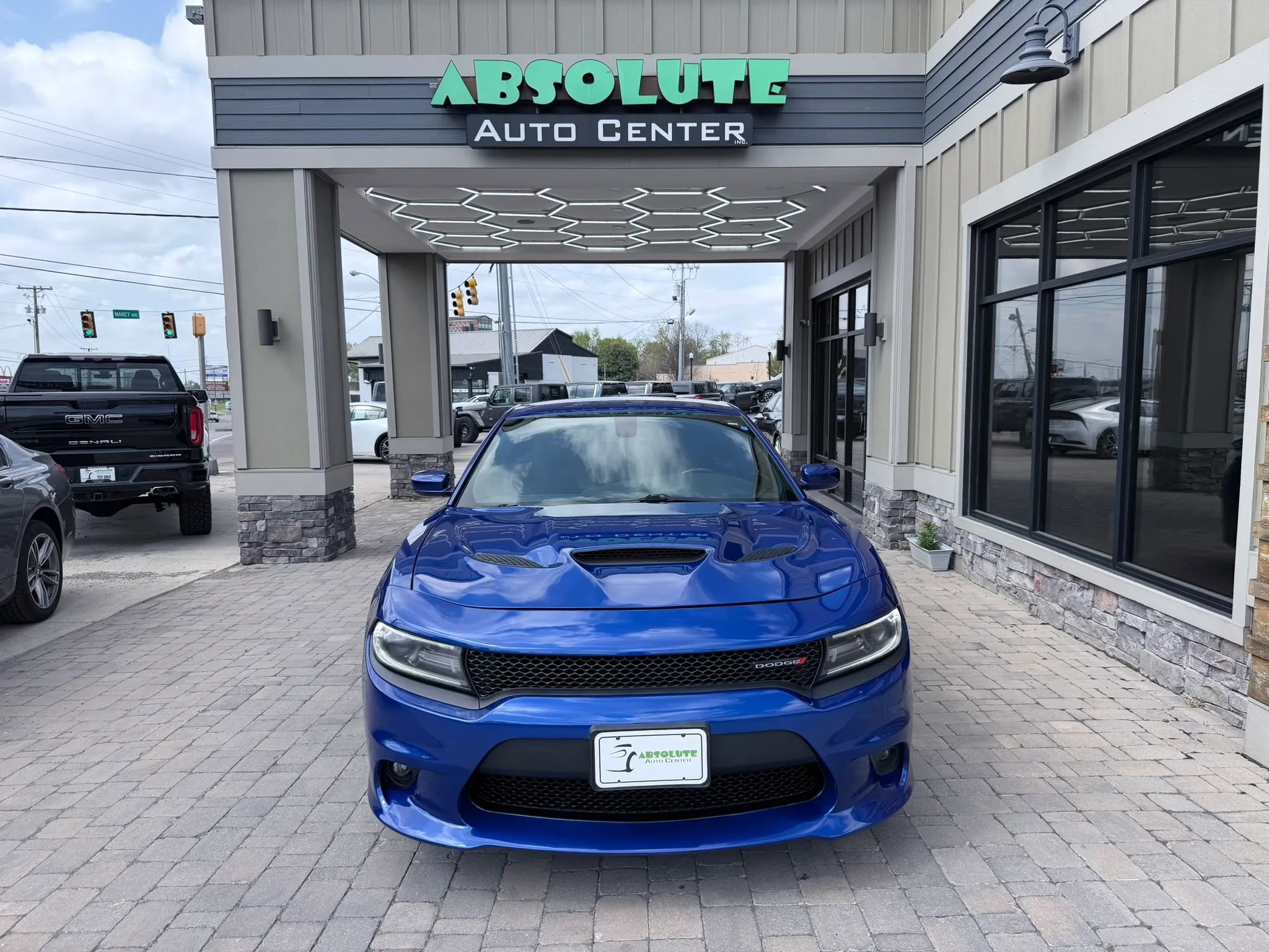 Used 2020 Dodge Charger GT w/ Driver Convenience Group RWD image 9