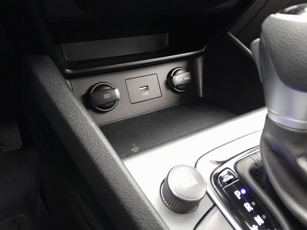 Used 2022 Hyundai Kona SE image 25