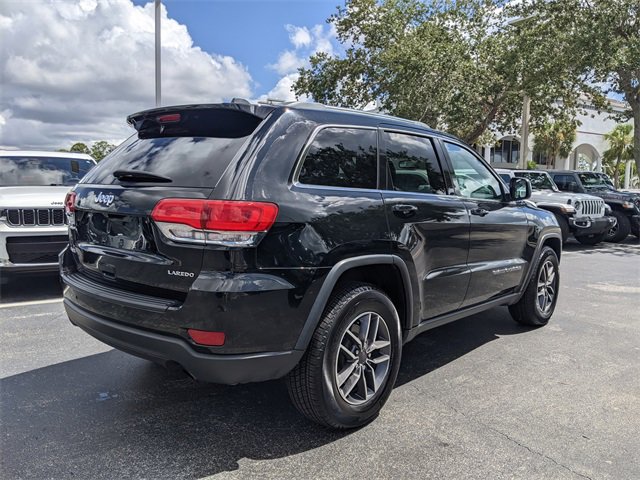 Certified 2019 Jeep Grand Cherokee Laredo w/ Laredo X Package image 4