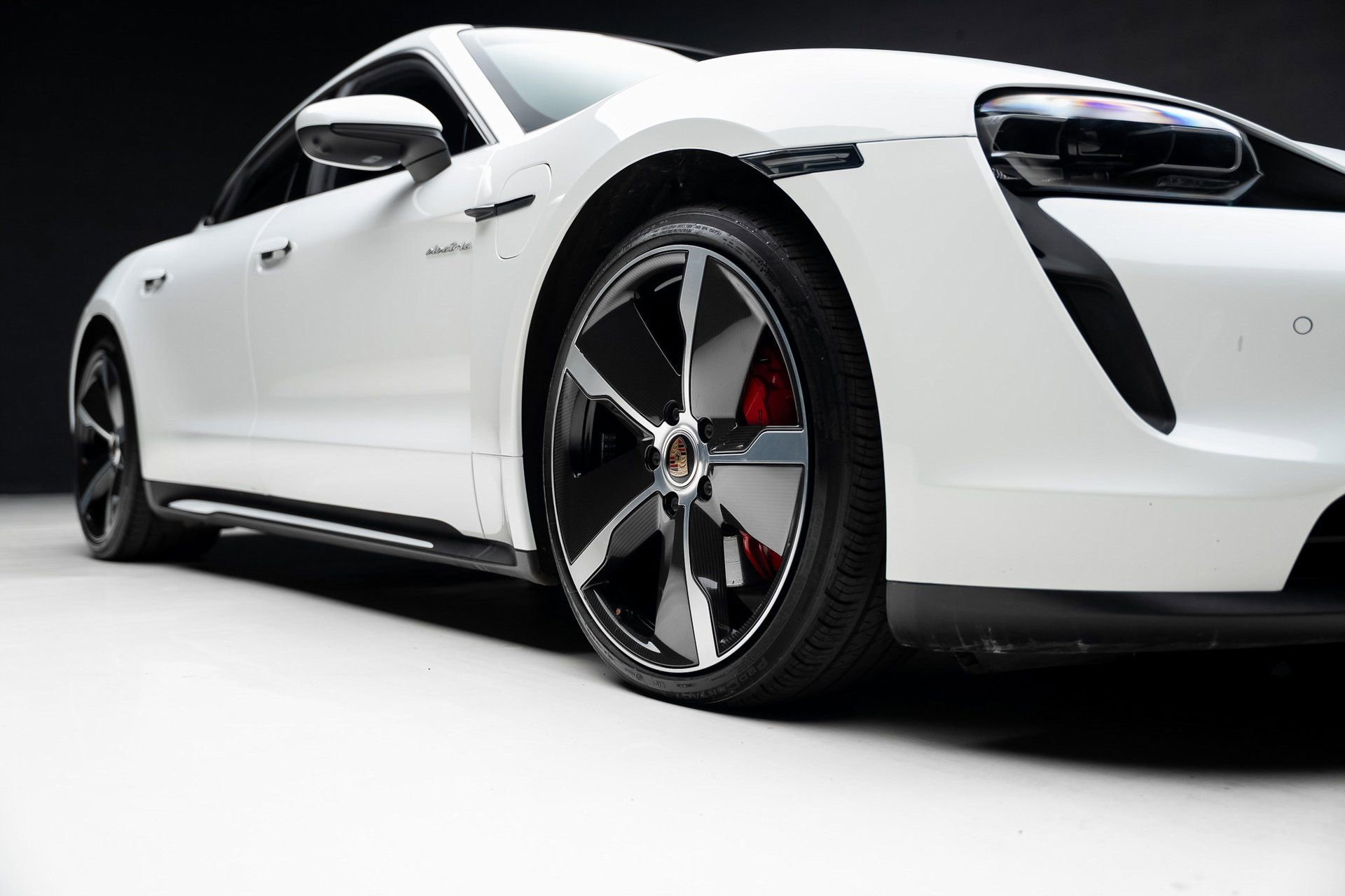 Used 2022 Porsche Taycan image 77