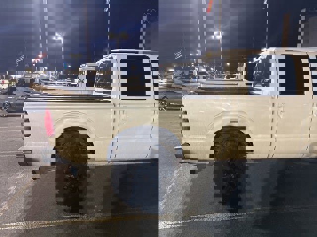 Used 2012 Ford F250 Lariat w/ Lariat Interior Pkg image 9