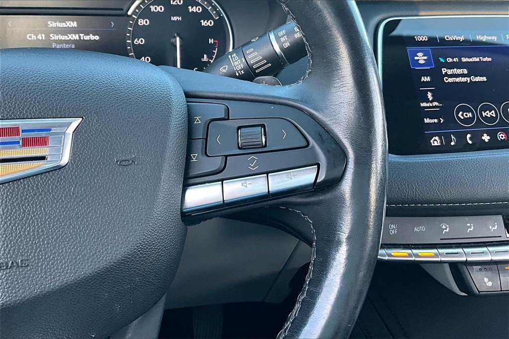 Used 2023 Cadillac XT4 Luxury w/ Cold Weather Package image 21