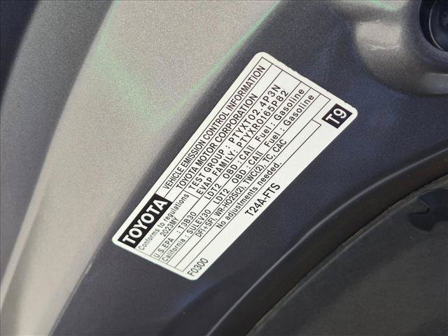 Used 2023 Toyota Highlander Platinum FWD image 24