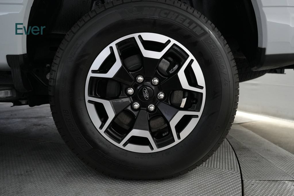 Used 2023 Ford F150 Lightning XLT AWD/4WD image 10