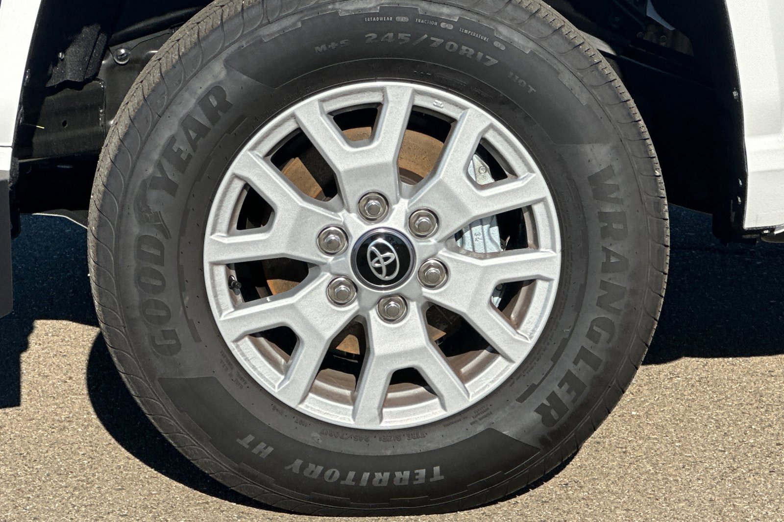 New 2025 Toyota Tacoma SR5 image 31