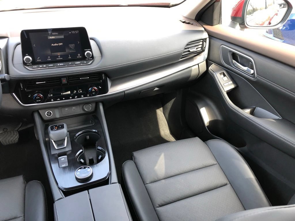 Certified 2023 Nissan Rogue SV w/ SV Premium B Package AWD/4WD image 12