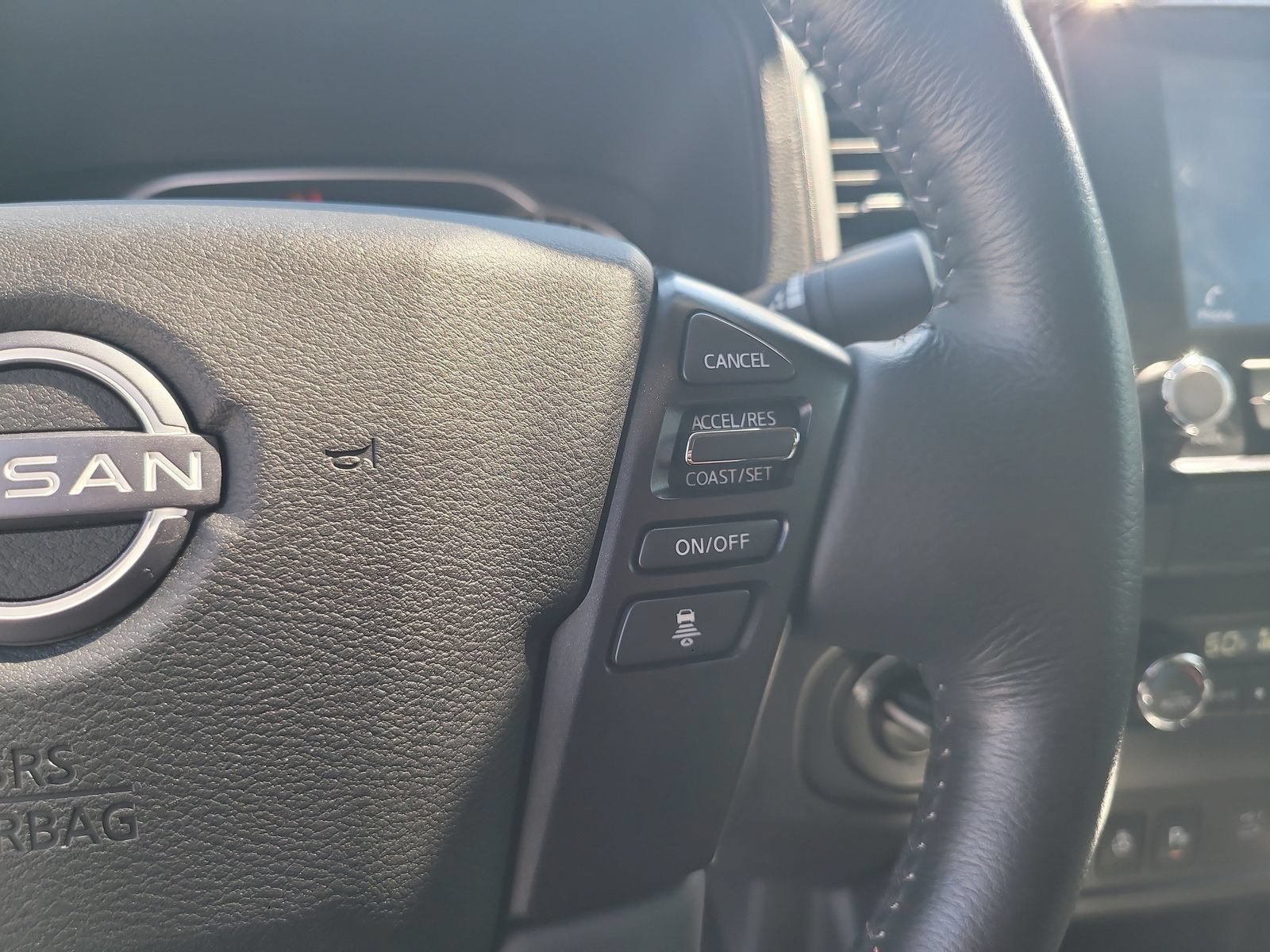 Used 2023 Nissan Frontier SV w/ SV Convenience Package AWD/4WD image 15