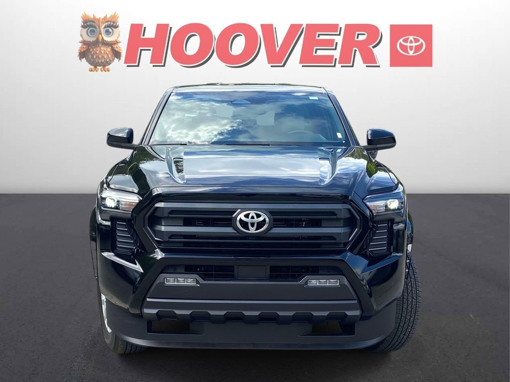 Used 2025 Toyota Tacoma SR5 AWD/4WD image 8