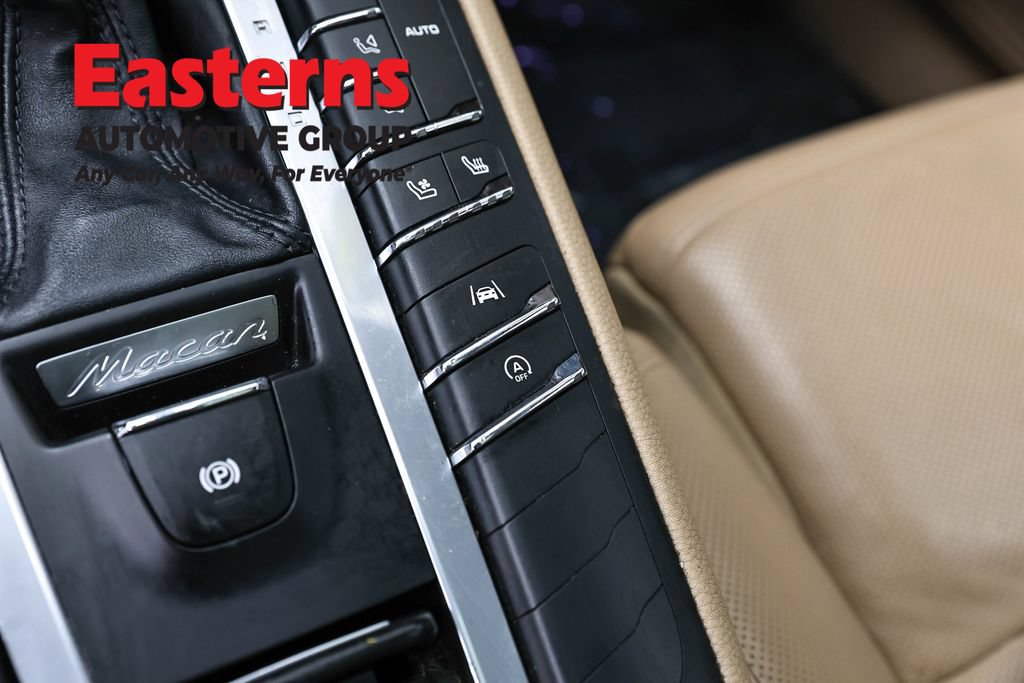 Used 2021 Porsche Macan AWD/4WD image 24