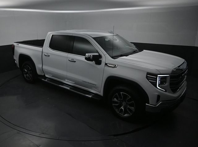 Used 2024 GMC Sierra 1500 SLT AWD/4WD image 29