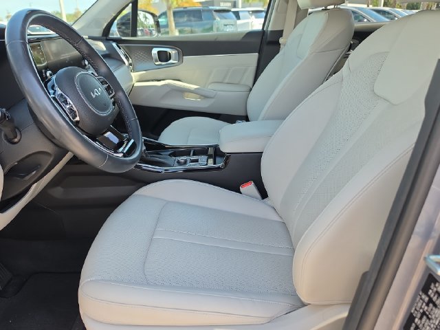 Certified 2023 Kia Sorento SX FWD image 16