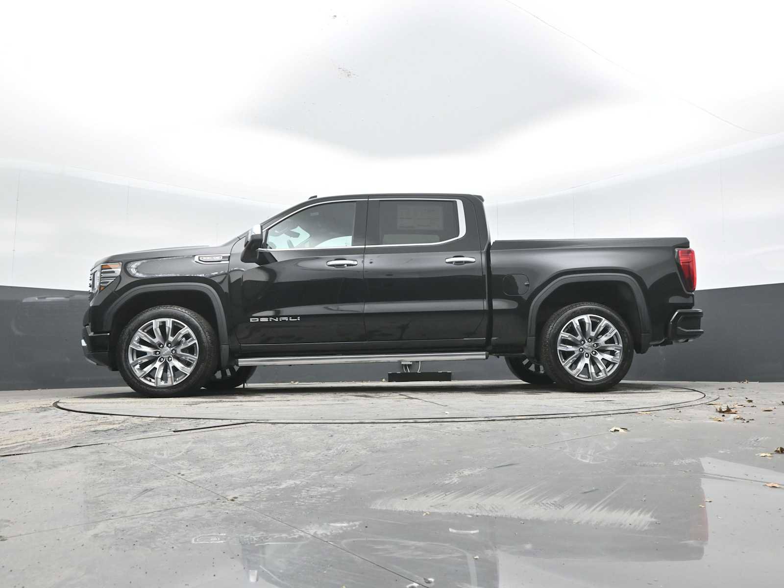 New 2026 GMC Sierra 1500 Denali w/ Denali Reserve Package image 42