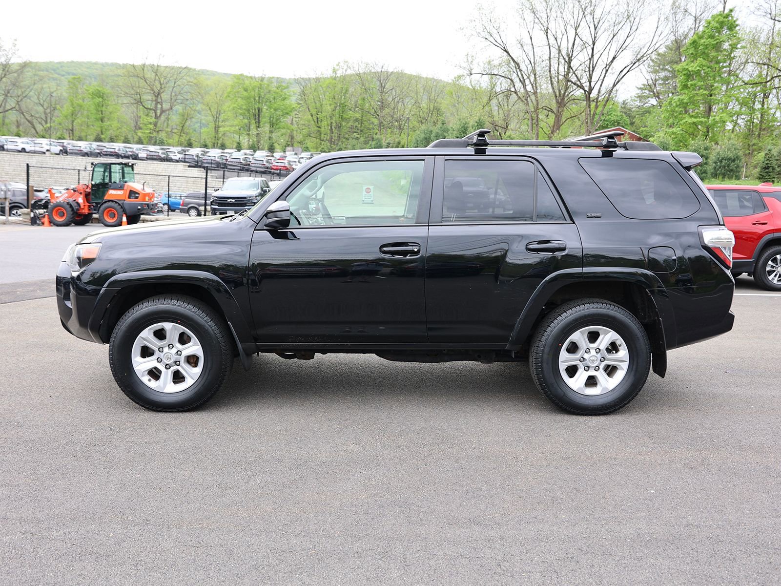 Used 2016 Toyota 4Runner SR5 AWD/4WD image 4