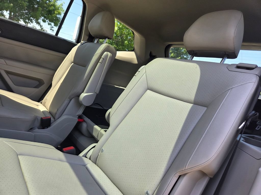 Used 2019 Volkswagen Atlas SEL FWD image 24