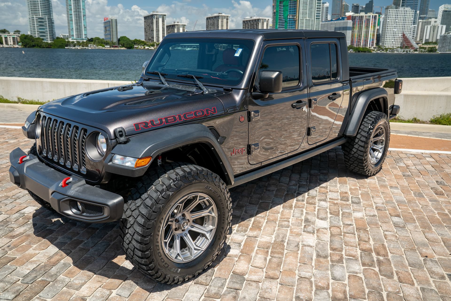 Used 2022 Jeep Gladiator Rubicon AWD/4WD image 6