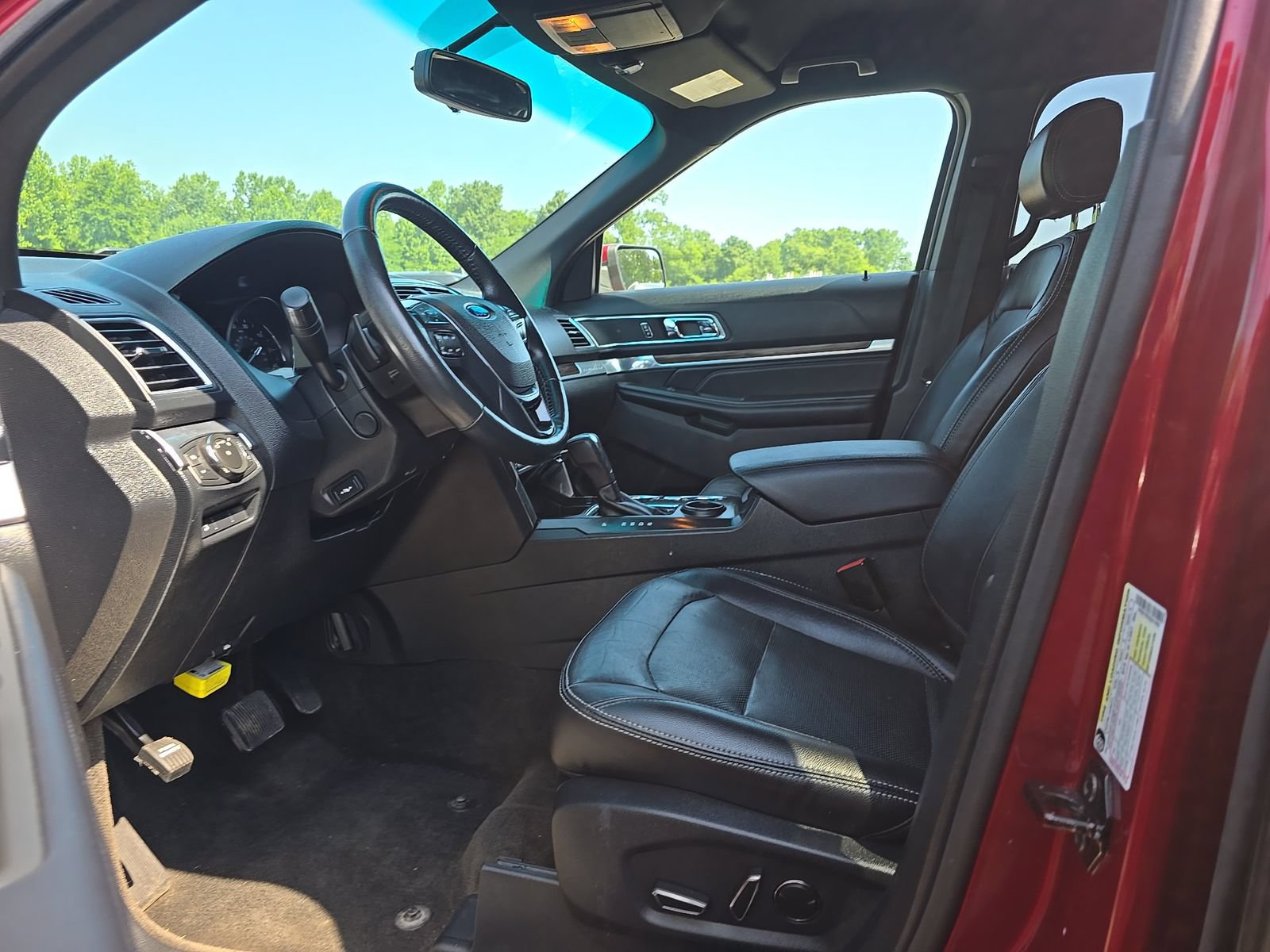 Used 2016 Ford Explorer Limited FWD image 11